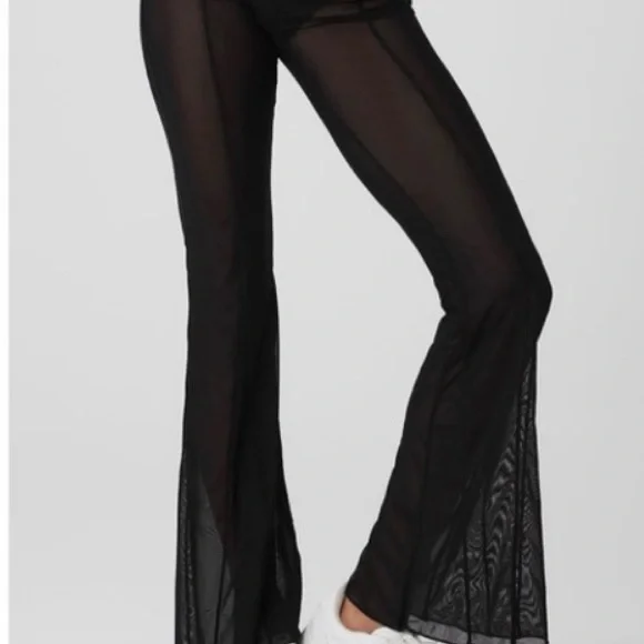 ALO Yoga Black Flare Pants - Picture 2 of 8
